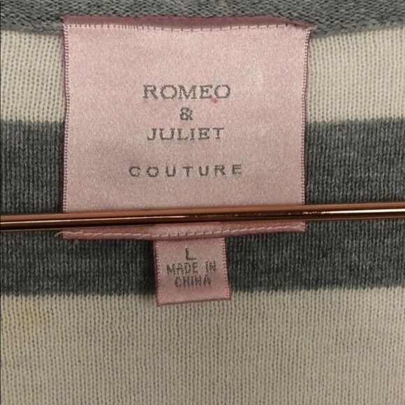 R&J Couture Striped v-Neck Sweater Oversized 1/2 Sleeve Large (T253) - Picture 5 of 7